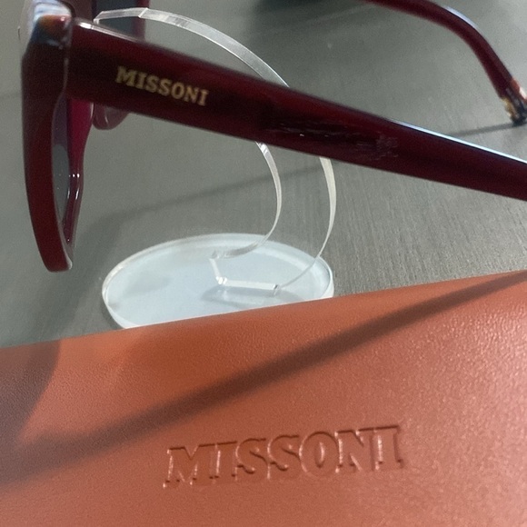 MISSIONI WOMAN’S Sunglasses